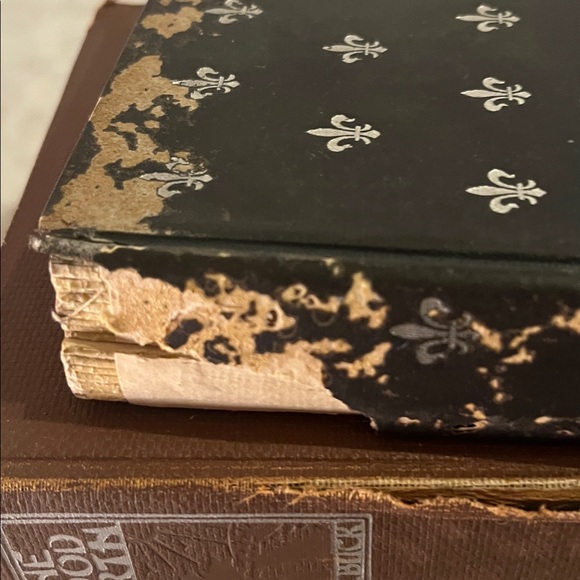 Antique decorative book stack cofee table books sweet small books tallest 9” (6) - Picture 9 of 14